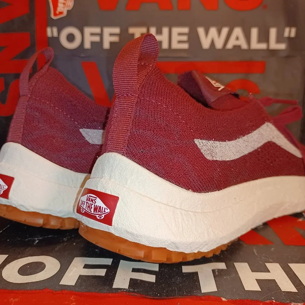 Vans Men's 7.5/Women's 9 UltraRange Vr3 Port Red White Mesh VN0A4BXBPRT - Picture 9 of 12